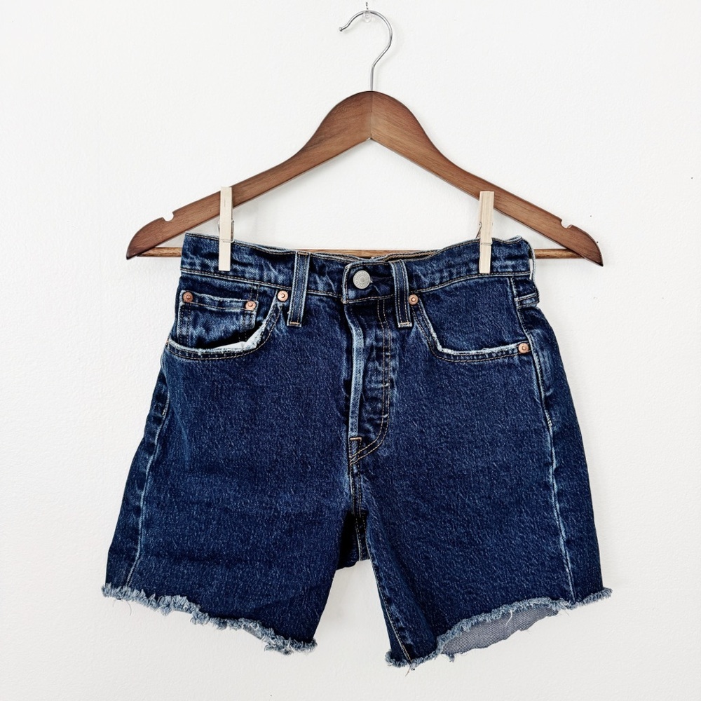 Levi's 501 Dark Blue High-Rise Frayed Hem Denim Shorts size 24